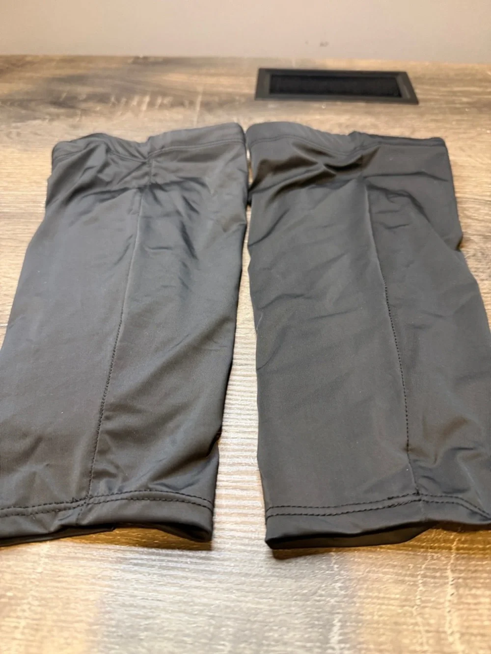 Black Hex-Pad Protective Sleeve Pair